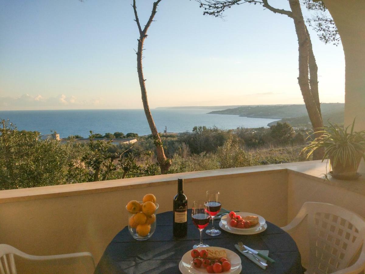 Villa Alda - Bilocali Vista Mare Santa Cesarea Terme Eksteriør billede