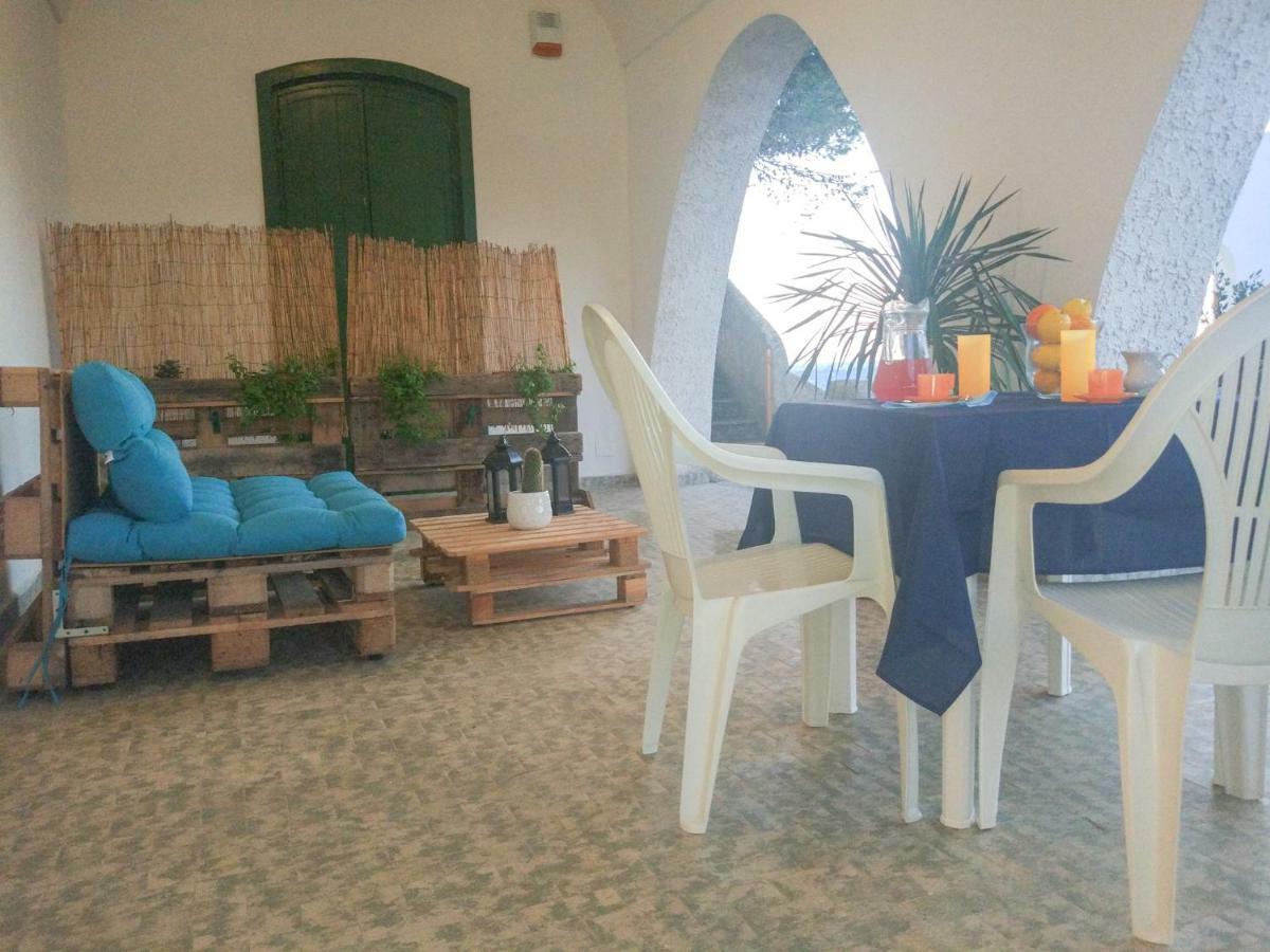 Villa Alda - Bilocali Vista Mare Santa Cesarea Terme Eksteriør billede